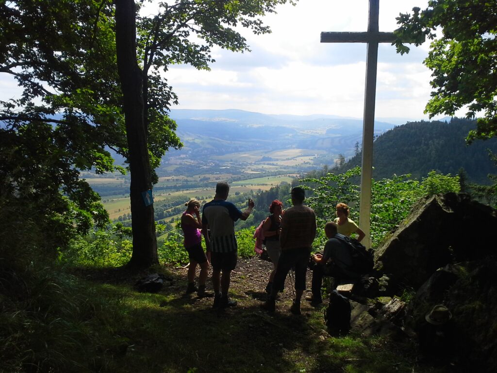niederschlesien-aussichtspunkt-waldenburger-bergland