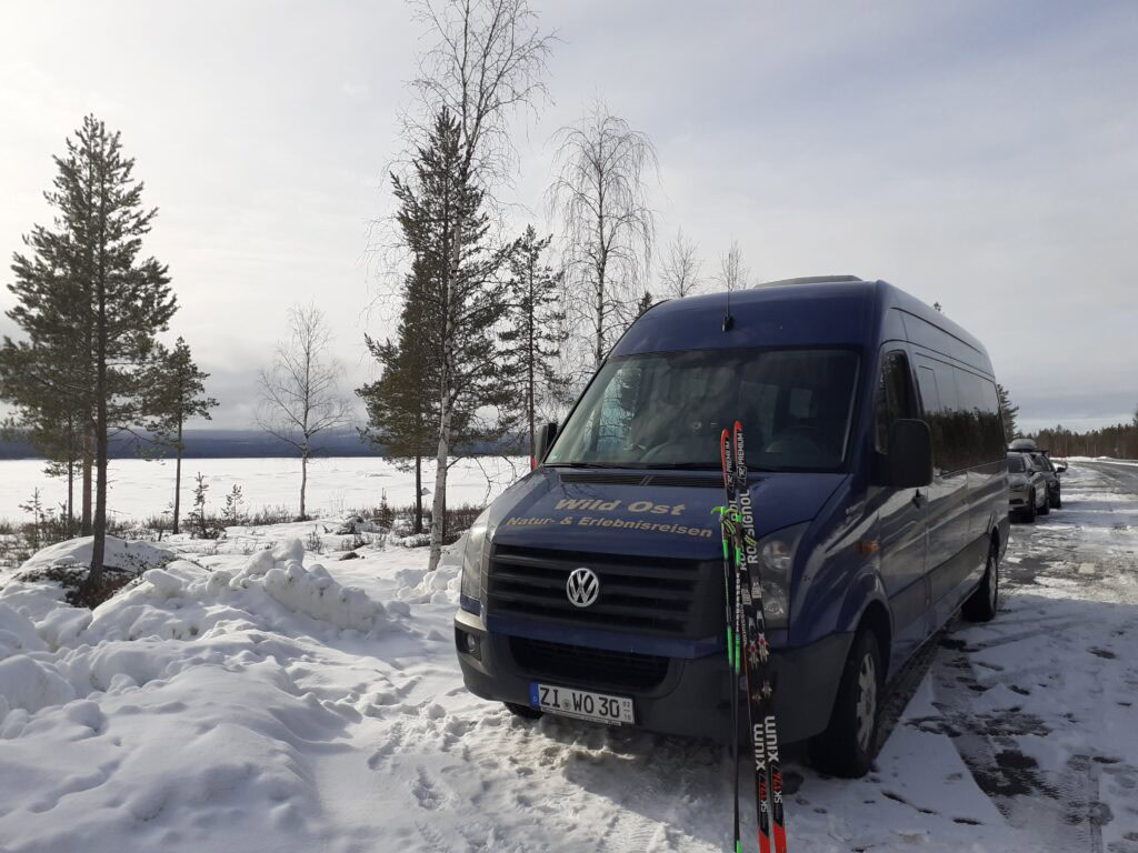 Unser Wild Ost Reisebus in Lappland.